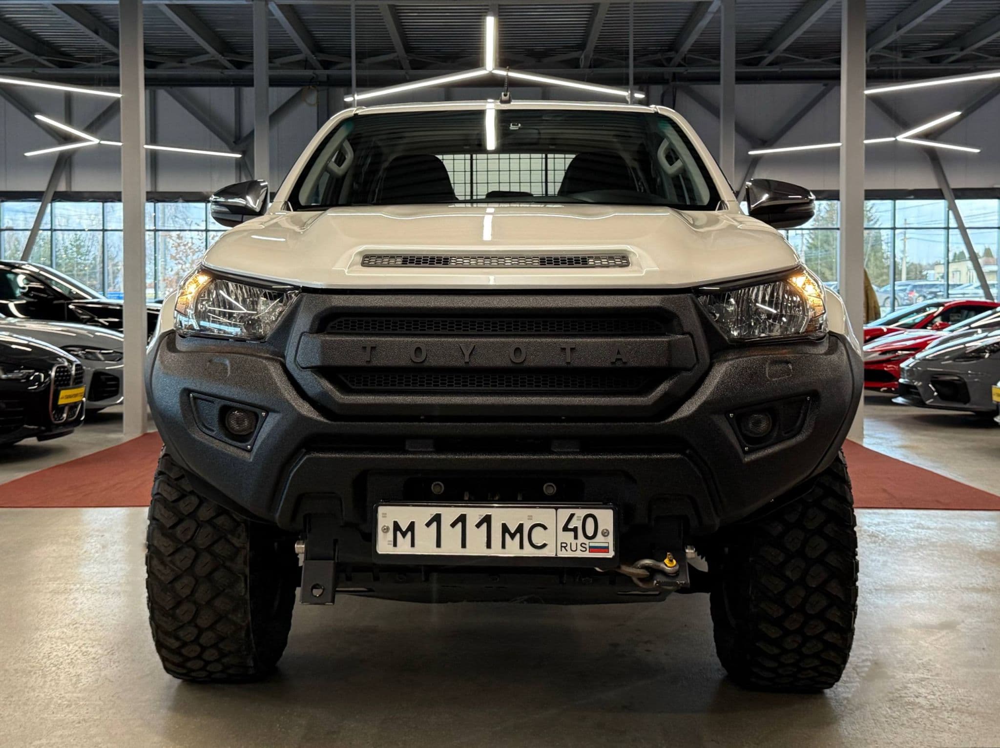 Toyota Hilux - 2
