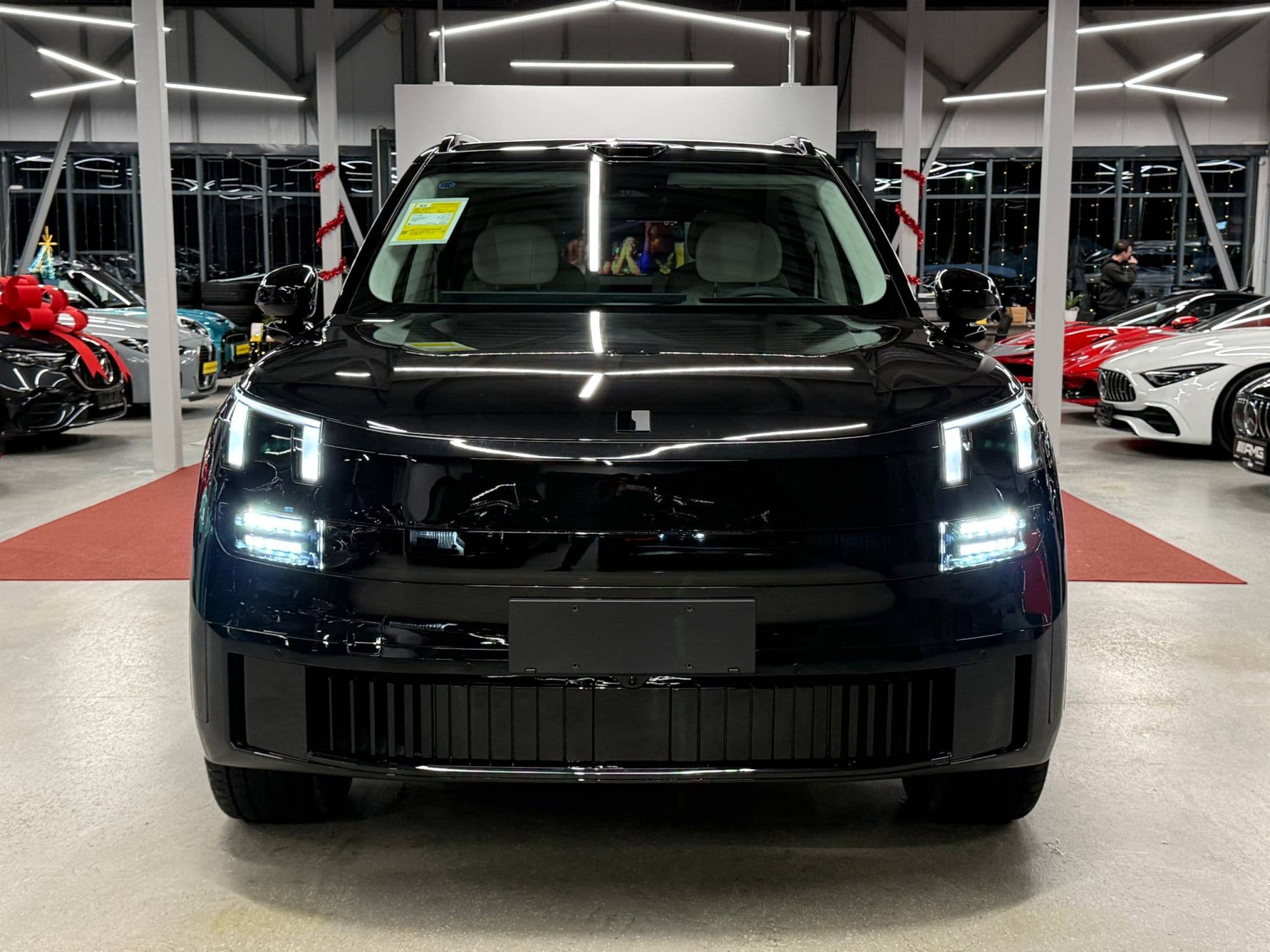 Lynk & Co 900 - 2