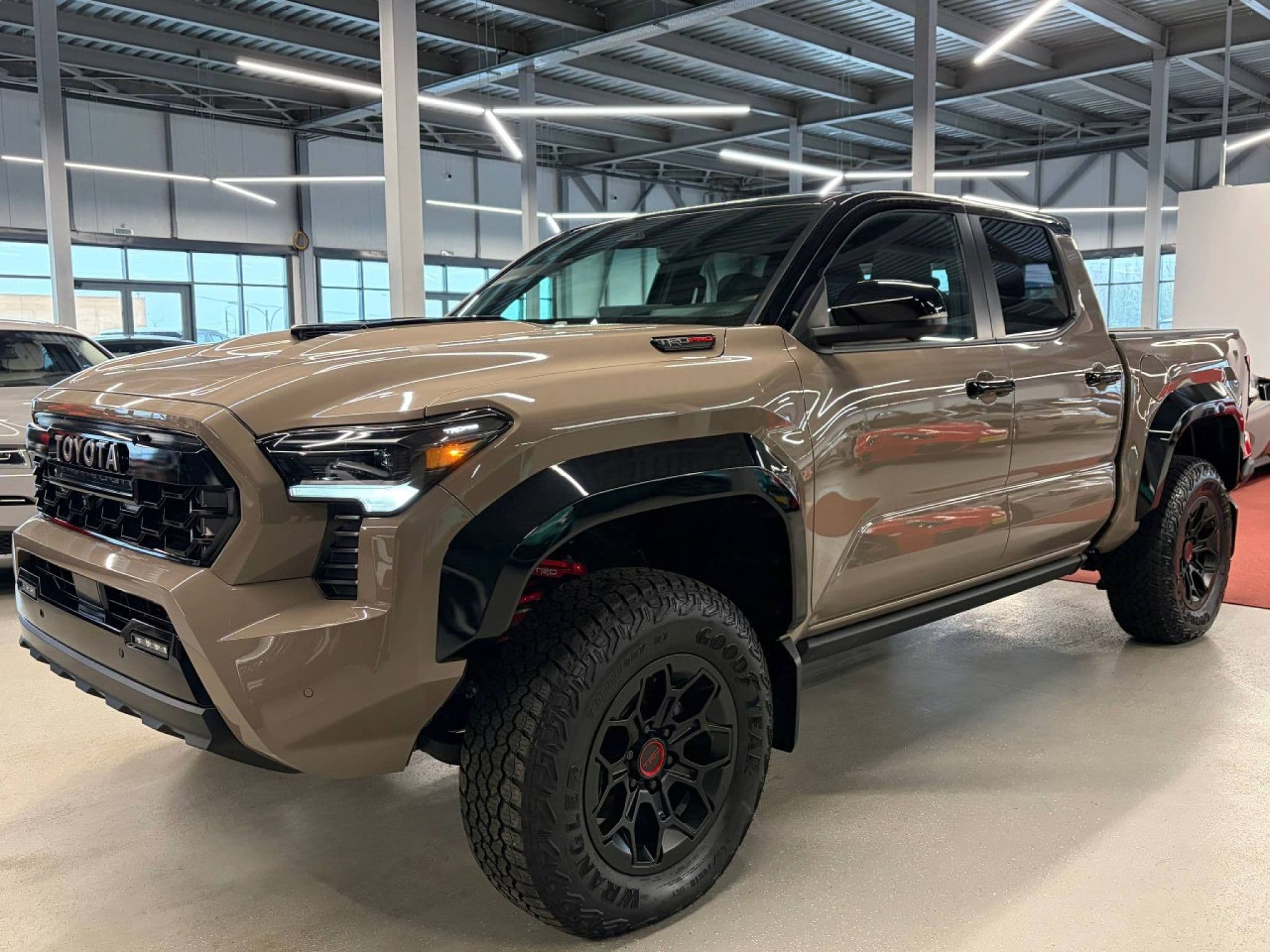 Toyota Tacoma - 1