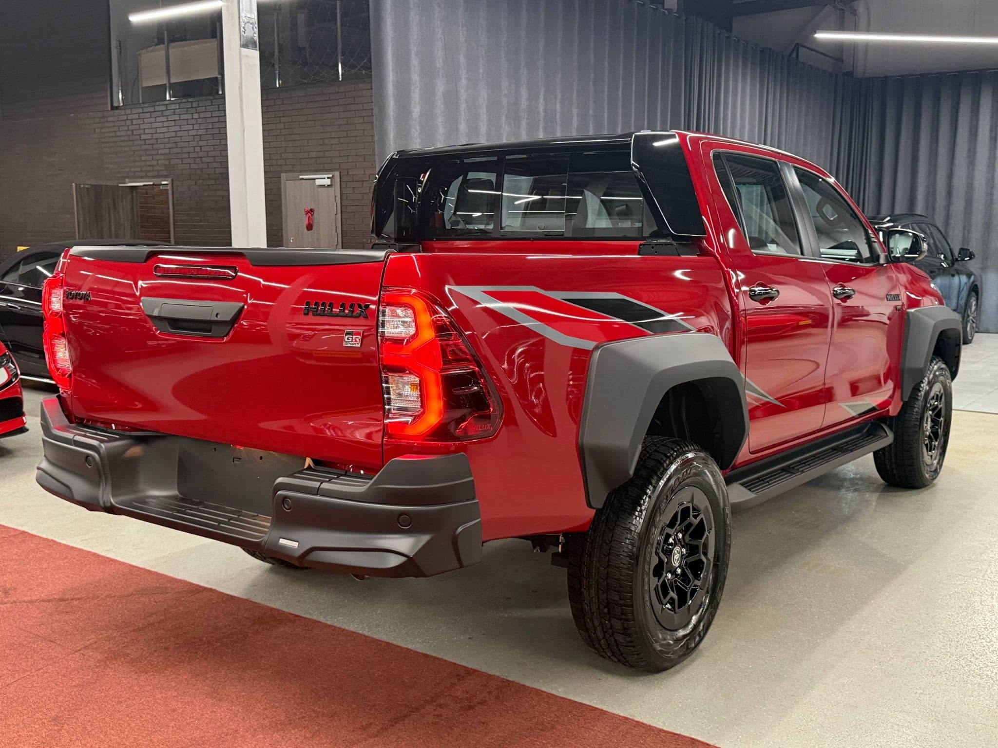 Toyota Hilux - 5