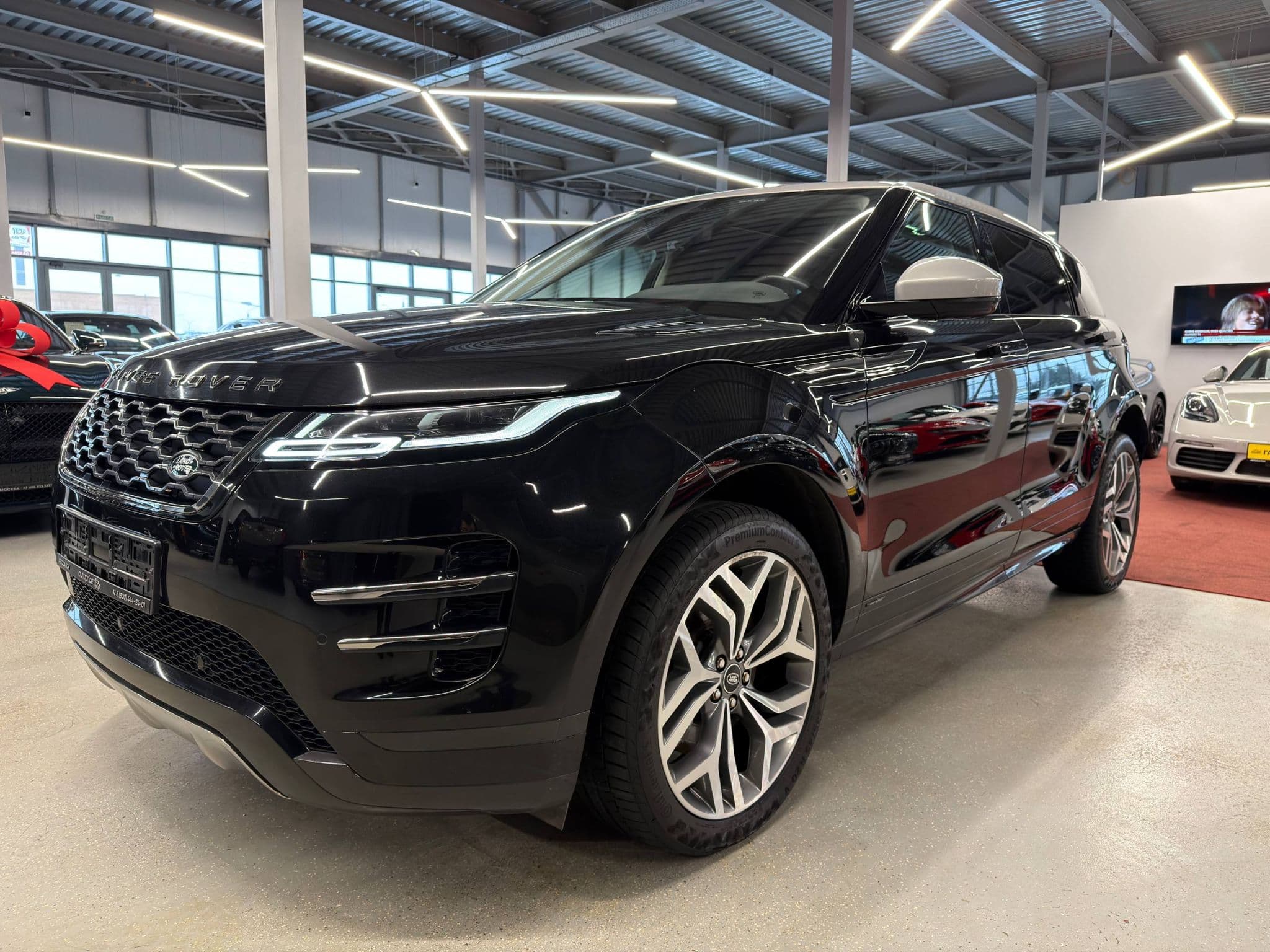 Land Rover Range Rover Evoque - 1