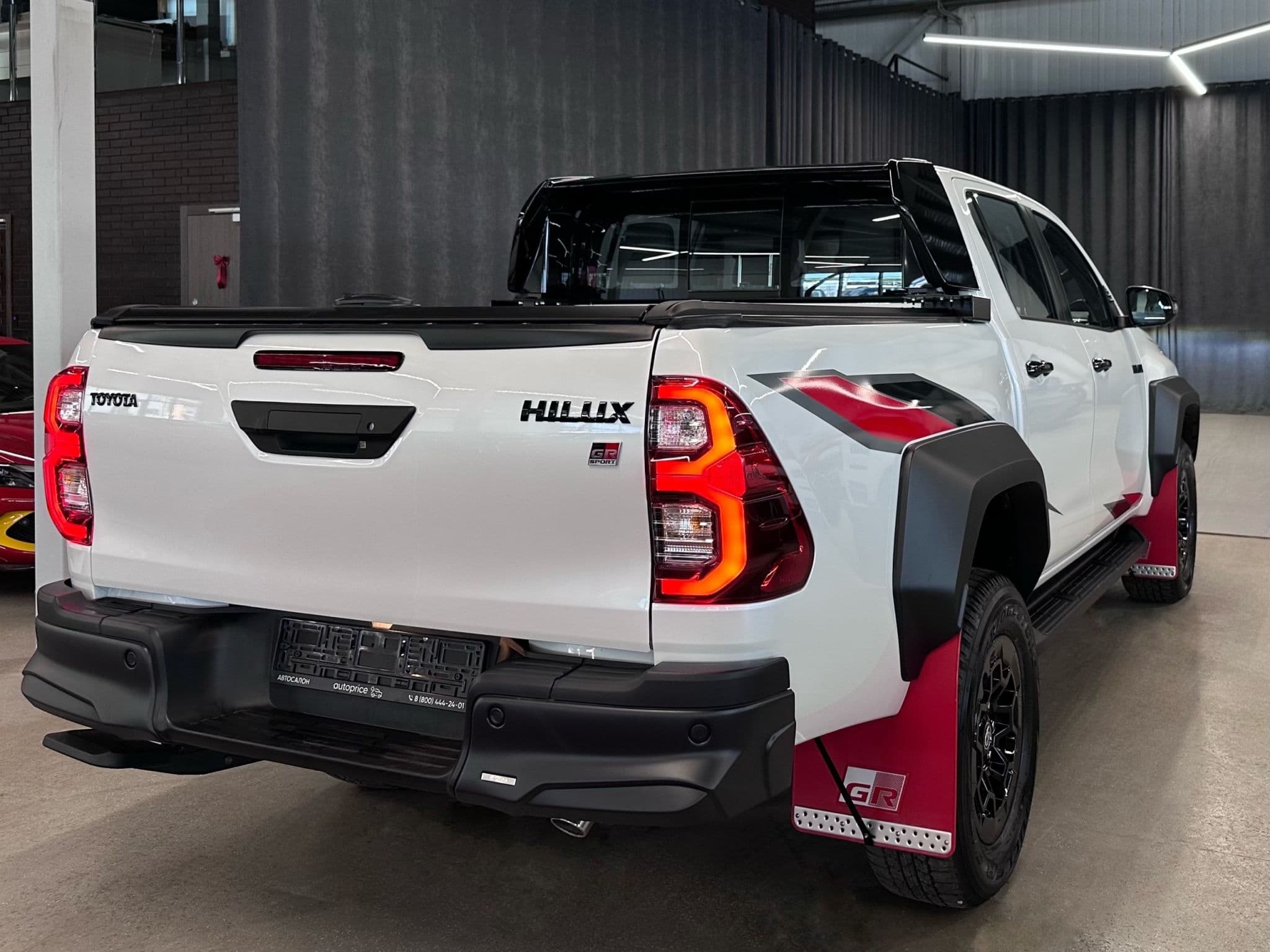 Toyota Hilux - 5