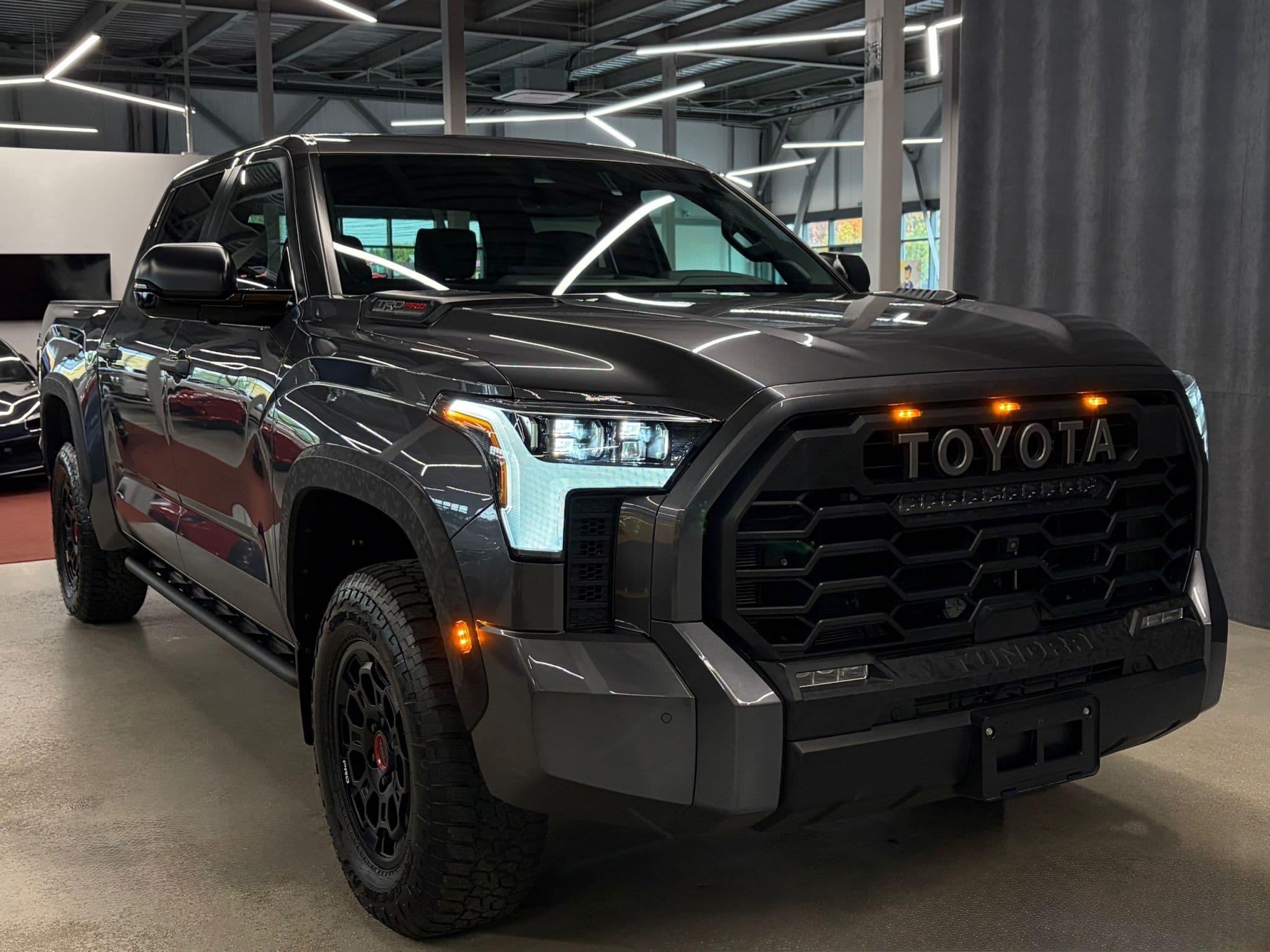 Toyota Tundra - 4