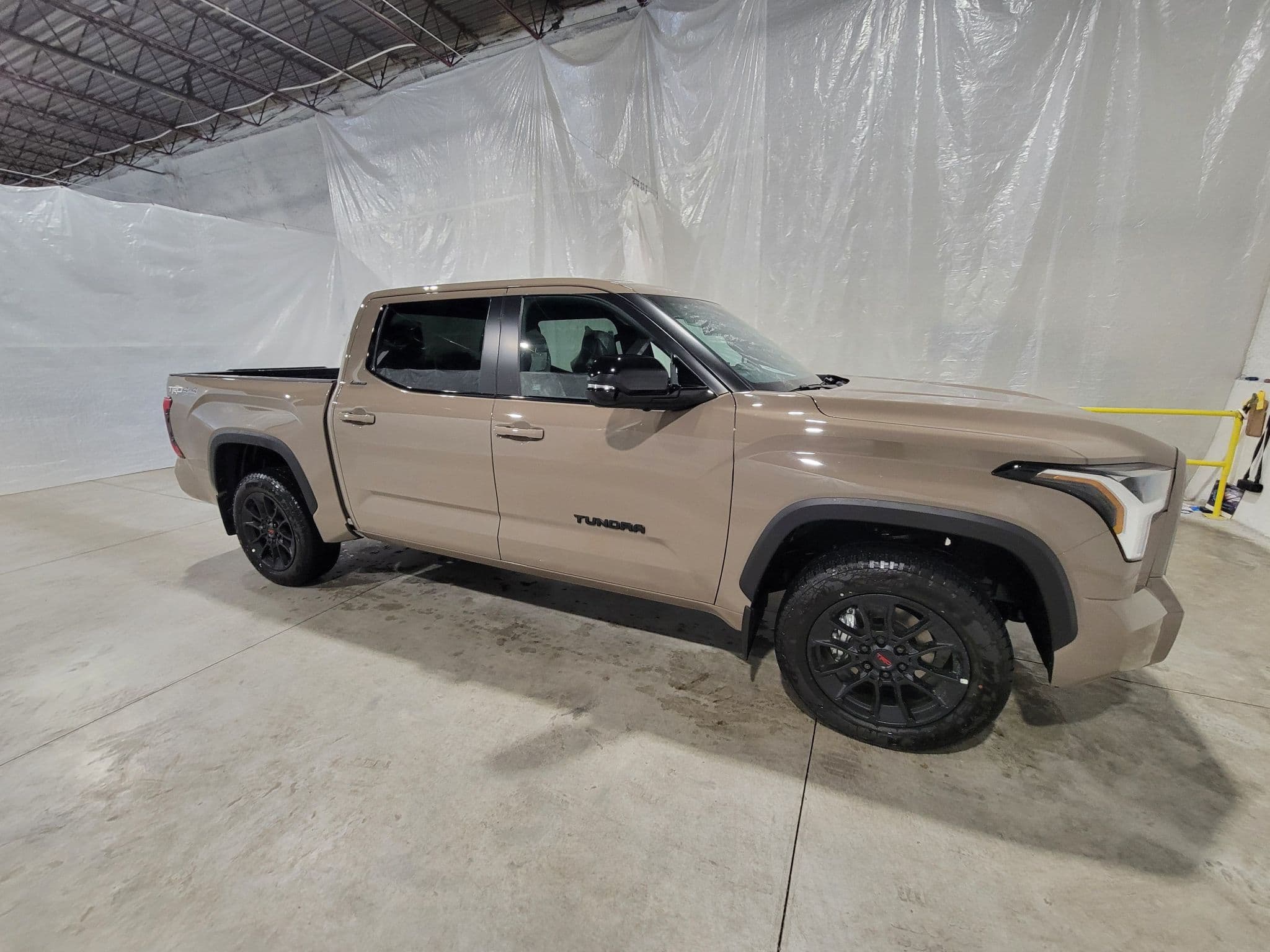 Toyota Tundra - 4